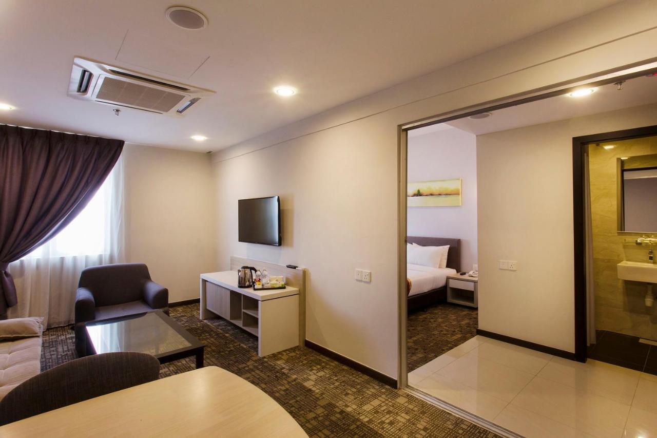 Amansari Hotel Nusajaya Нусаджайя Экстерьер фото