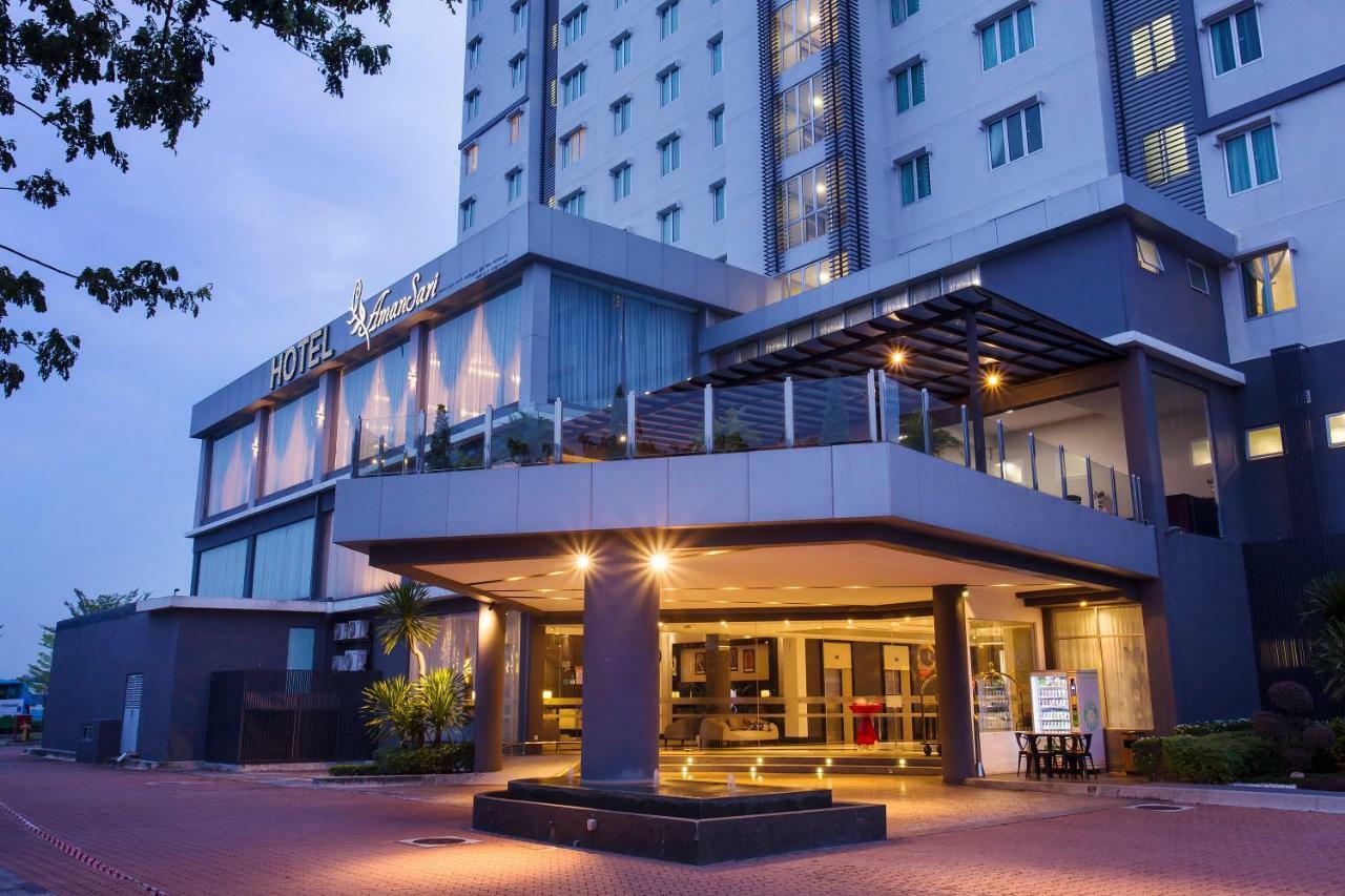 Amansari Hotel Nusajaya Нусаджайя Экстерьер фото
