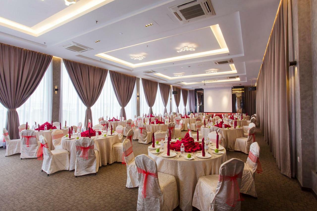 Amansari Hotel Nusajaya Нусаджайя Экстерьер фото